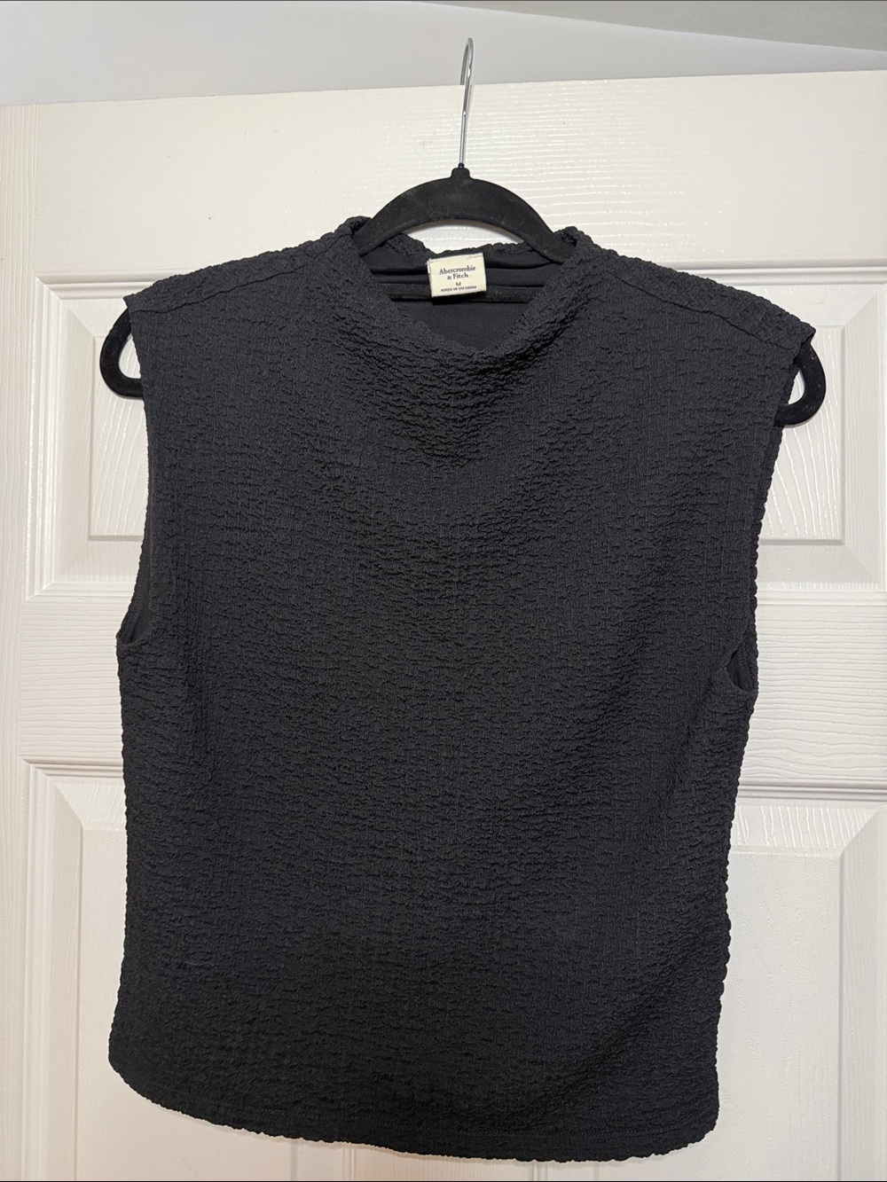 Abercrombie & Fitch Black Textured Sleeveless Top